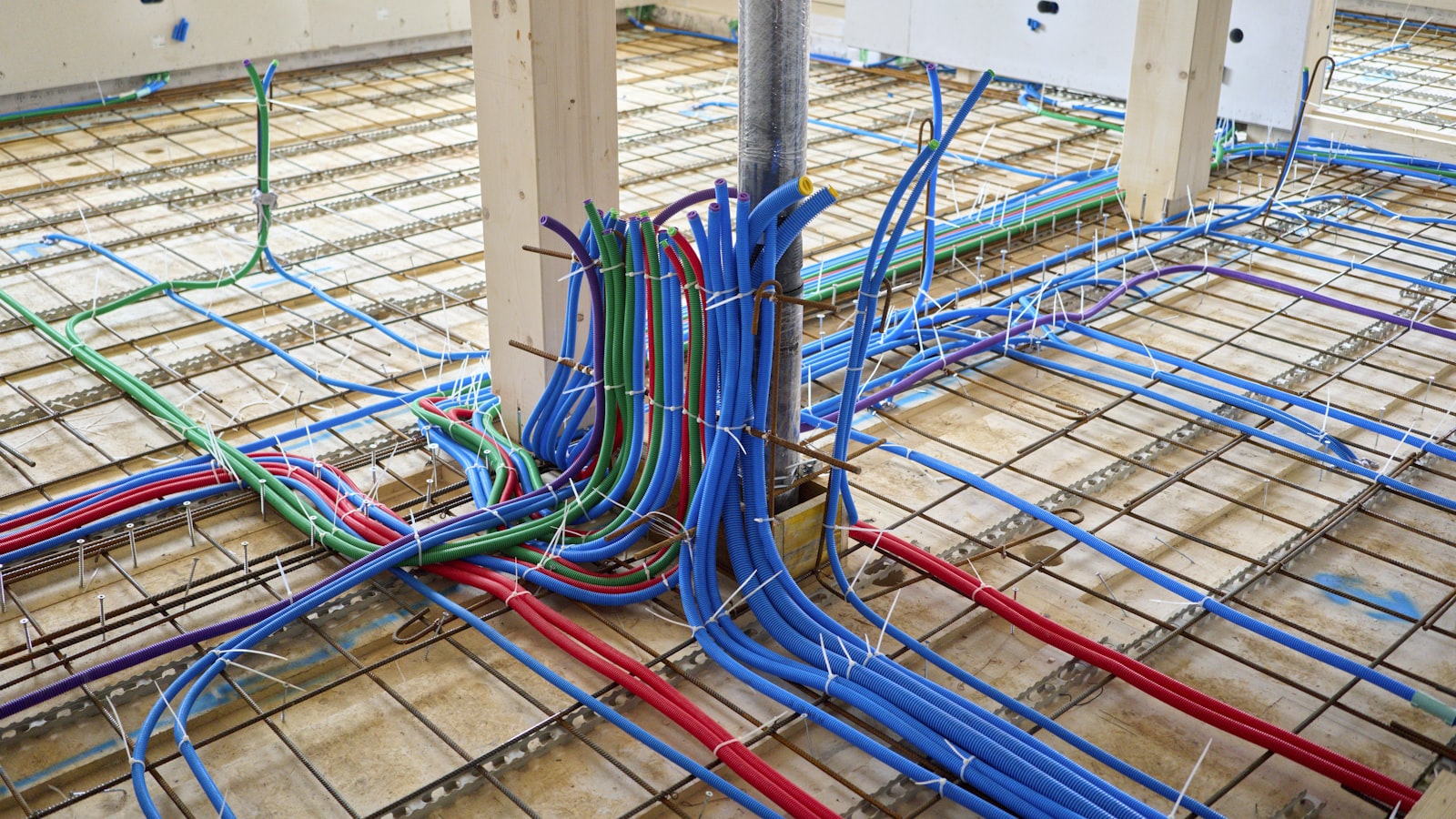 Elektrické podlahové topení do koupelny: rohože, termostat a reálná spotřeba
