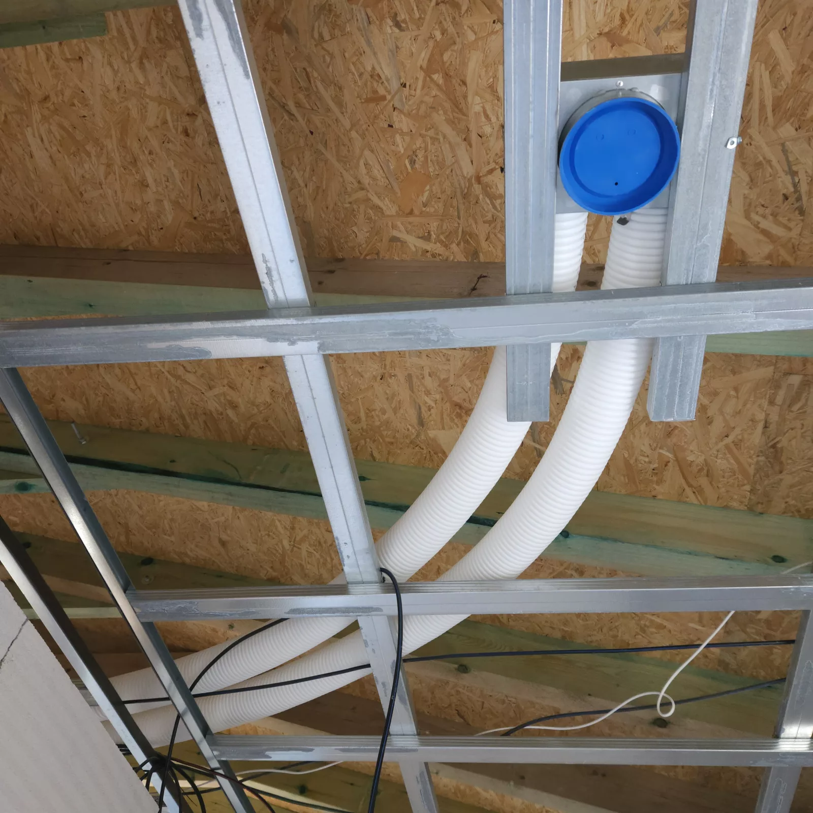 RD Mohelnice - rekuperace v 3. podlažní novostavbě — foto 2